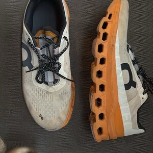 On Running Women's White and Orange CloudMonster